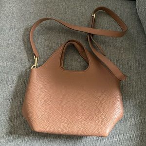 Cuyana mini system tote bag cappuccino color